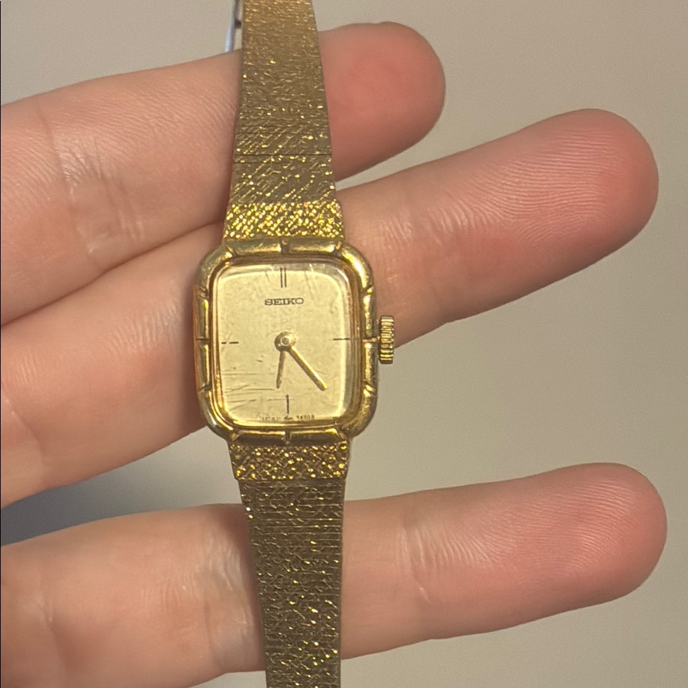 Seiko Gold Mechanical Ladies Vintage Dress Watch Rectangle Japan Adjustable